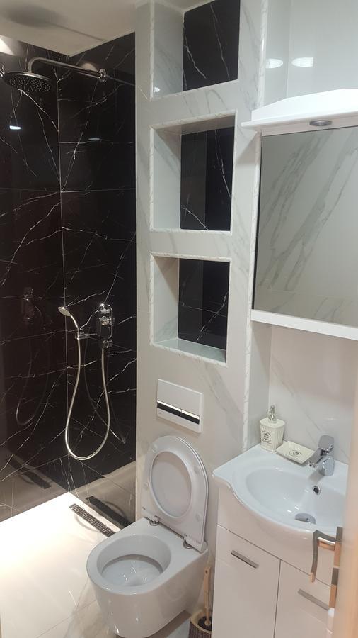 Budva Apartment Bagian luar foto